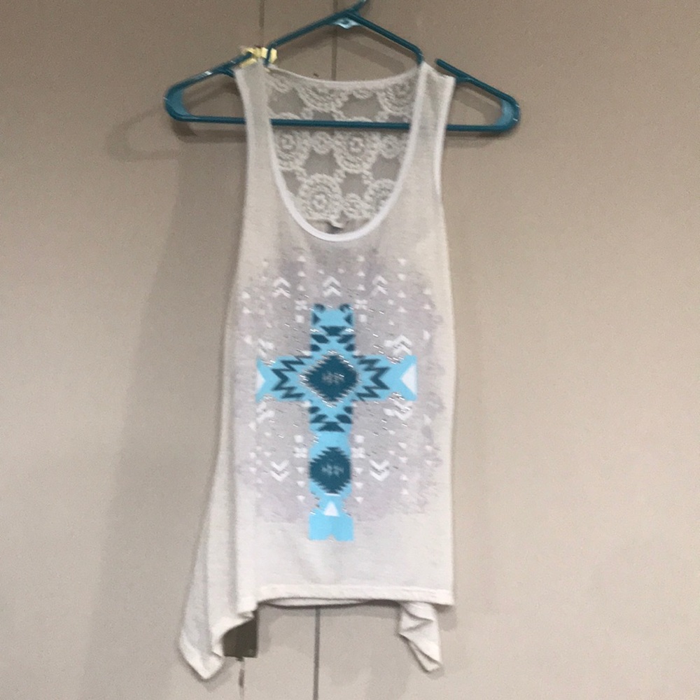 Tank-top w/ Southwest inspired cross design.
